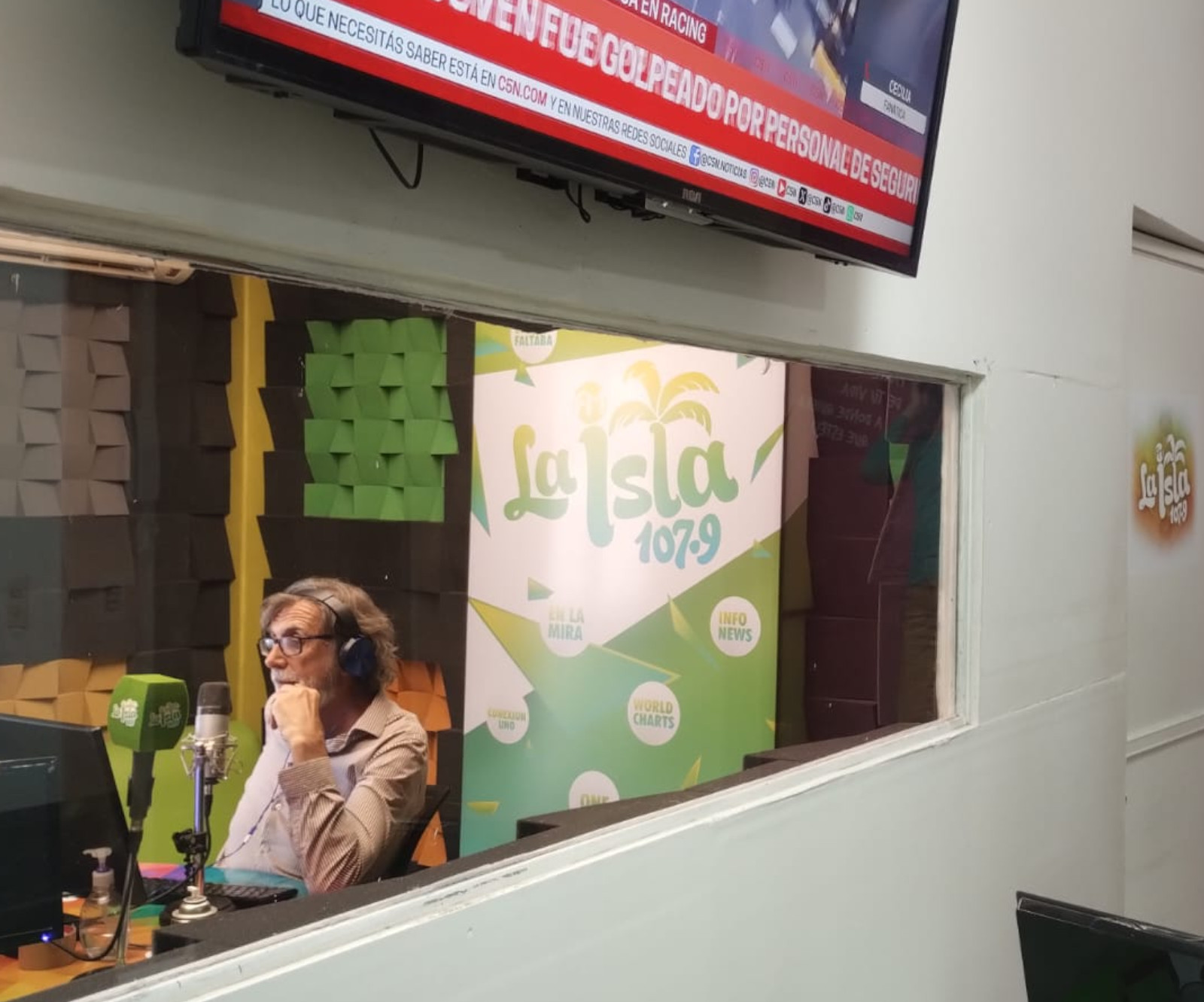 En La Mira | La Isla FM 107.9