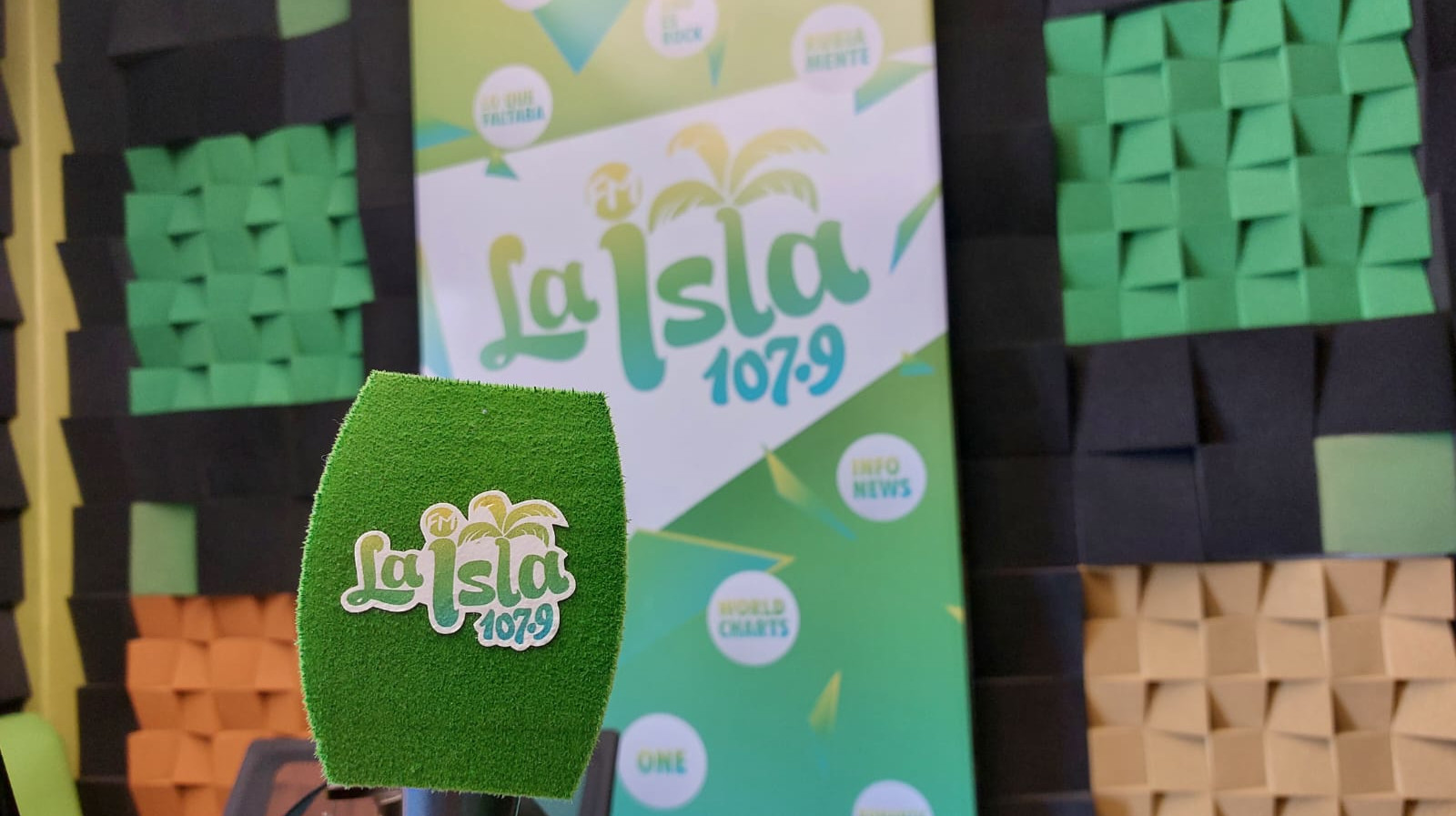 En La MIra | La Isla FM 107.9